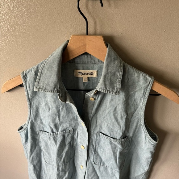 Madewell Denim Button Down Tank - Picture 4 of 7